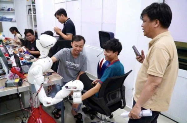 Kỹ năng người lao động cần trang bị thời AI:  ĐH điều chỉnh chương trình đào tạo