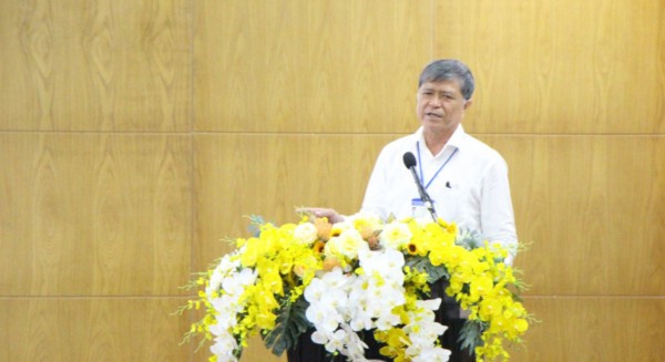 Lạm dụng đổi mới, học sinh quá tải: Sở GD-ĐT TP.HCM nói gì? Lạm dụng đổi mới, học sinh quá tải: Sở GD-ĐT TP.HCM nói gì?