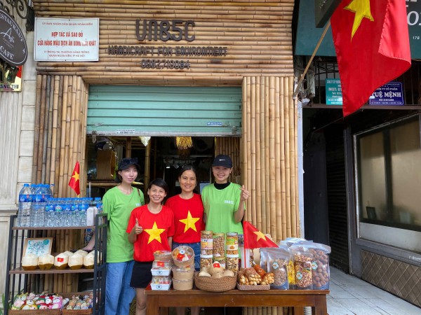 Làm rẫy, đậu thủ khoa, nghỉ ngang đại học đến học bổng toàn phần trường quốc tế Làm rẫy, đậu thủ khoa, nghỉ ngang đại học đến học bổng toàn phần trường quốc tế