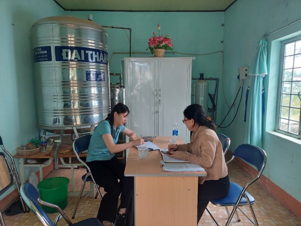 Làm rõ thông tin phụ huynh tố một hiệu trưởng ở Kon Tum lạm thu