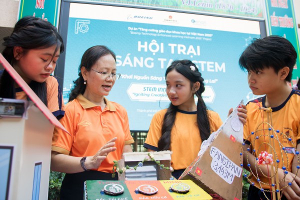 Làm sao để AI không xói mòn tư duy và sáng tạo của học sinh?