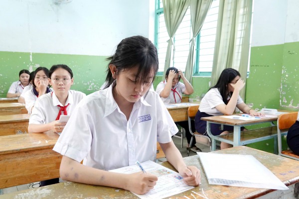 Luật Giáo dục sửa đổi bỏ bằng tốt nghiệp THCS, vậy có còn phải thi lớp 10? Luật Giáo dục sửa đổi bỏ bằng tốt nghiệp THCS, vậy có còn phải thi lớp 10?