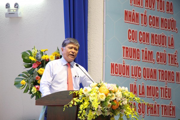 Lý do Giám đốc Sở GD-ĐT TP.HCM nói: 