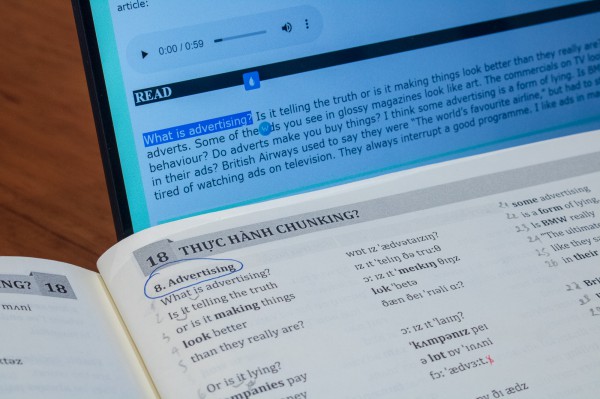 Mất tiền oan vì học tiếng Anh trực tuyến: Cơ quan chức năng cần vào cuộc Mất tiền oan vì học tiếng Anh trực tuyến: Cơ quan chức năng cần vào cuộc