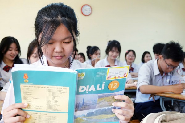 Một bộ sách giáo khoa thống nhất: Dạy học, thi cử có thay đổi?