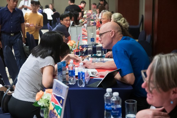 Một nước nói tiếng Anh mở rộng quyền làm việc cho du học sinh từ tháng 11 Một nước nói tiếng Anh mở rộng quyền làm việc cho du học sinh từ tháng 11
