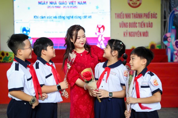 Mục tiêu của giáo dục: hạnh phúc hay tri thức?