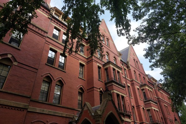 Mỹ cấm Harvard tuyển du học sinh: Trường ĐH ở Hồng Kông rộng cửa chào đón