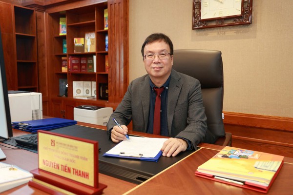 NXB Giáo dục Việt Nam cam kết đồng hành với học sinh vùng bão lũ, khó khăn