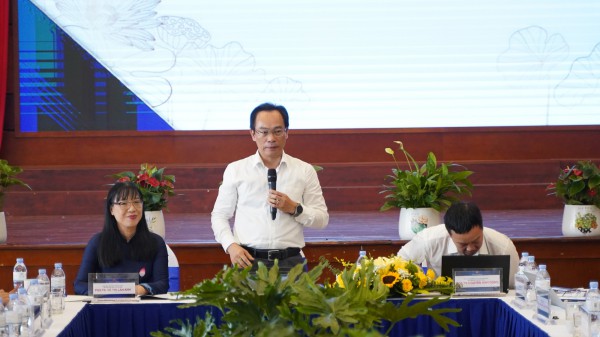 Nên hay không đặt 