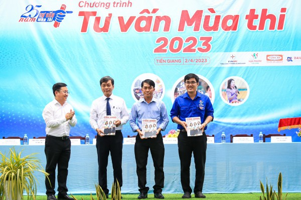 Nếu không đạt điểm cao đợt 1 thi đánh giá năng lực, thí sinh nên làm gì?