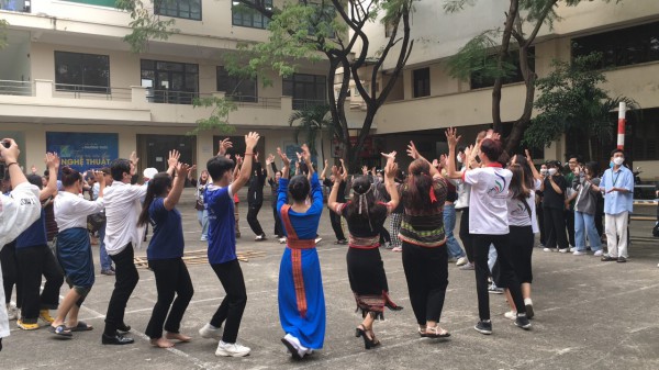 Ngành văn hóa các dân tộc thiểu số: Bất ngờ về cơ hội việc làm Ngành văn hóa các dân tộc thiểu số: Bất ngờ về cơ hội việc làm