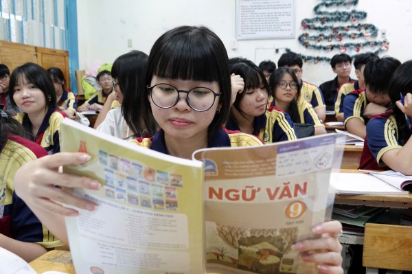 Ngày thơ Việt Nam với việc học thơ ở nhà trường phổ thông