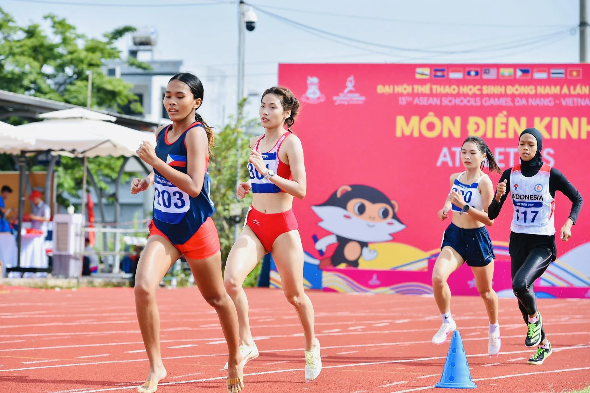 'Ngày vàng' của điền kinh Việt Nam tại Đại hội thể thao học sinh Đông Nam Á