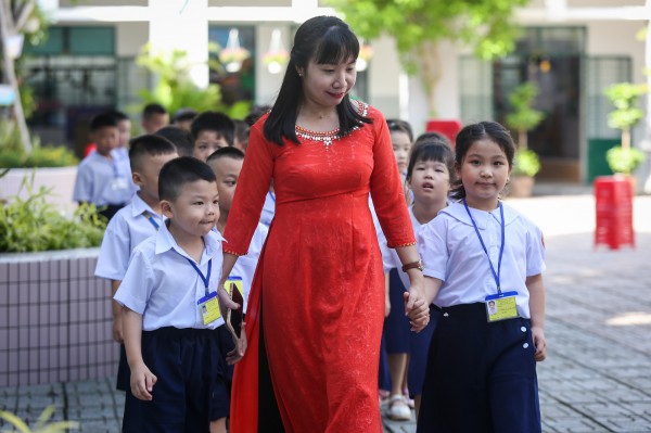 Nghịch lý tuyển giáo viên TP.HCM: Vừa trúng chỗ này, nghỉ ngay nơi khác Nghịch lý tuyển giáo viên TP.HCM: Vừa trúng chỗ này, nghỉ ngay nơi khác