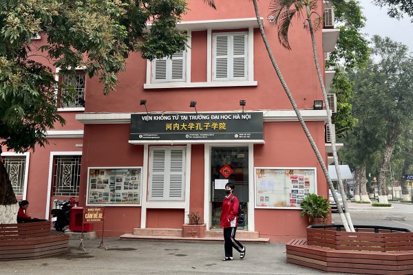 Người Việt thi tiếng Trung đông nhất thế giới Người Việt thi tiếng Trung đông nhất thế giới