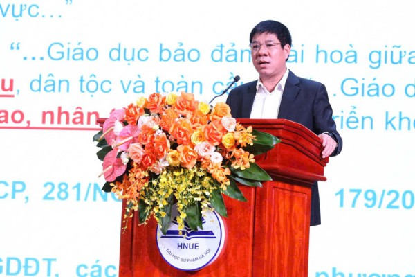 Nhiều hình thức tôn vinh học sinh đoạt giải quốc tế nhưng thiếu chính sách 'giữ chân'