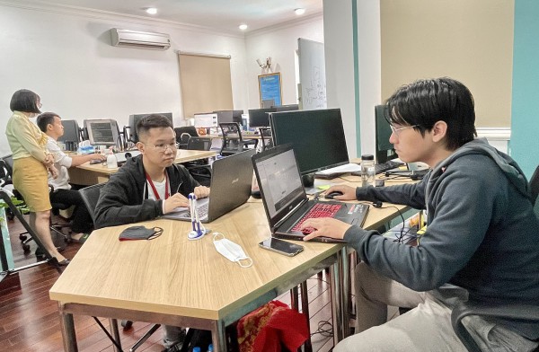 Nhiều ngành học 