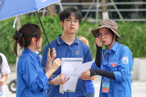 Nhiều phương án bảo đảm an ninh, an toàn cho kỳ thi tốt nghiệp THPT Nhiều phương án bảo đảm an ninh, an toàn cho kỳ thi tốt nghiệp THPT