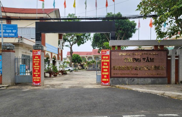 Nhiều sai phạm tại Trung tâm GDNN-GDTX Bảo Lộc, kiến nghị kiểm điểm giám đốc Nhiều sai phạm tại Trung tâm GDNN-GDTX Bảo Lộc, kiến nghị kiểm điểm giám đốc