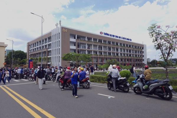 Nhiều thí sinh sốc với độ khó môn toán đề thi đánh giá năng lực đợt 2