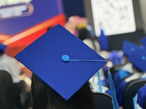 Nhiều trường thuộc ĐH Quốc gia TP.HCM có sinh viên tốt nghiệp muộn trên 60%, vì sao?