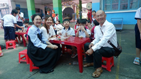 Những bữa ăn bán trú học sinh mong đợi nhất ở trường