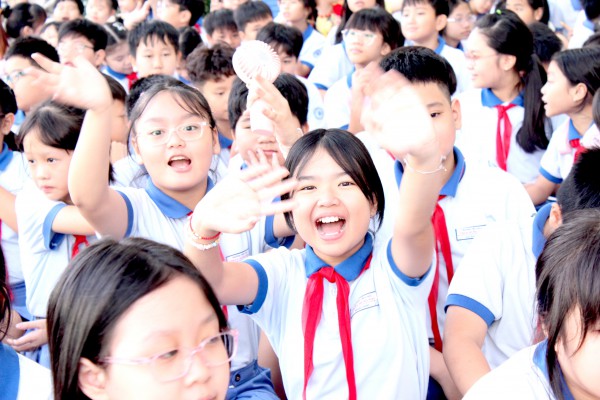 Những khoảnh khắc đẹp ngày Nhà giáo Việt Nam 20.11