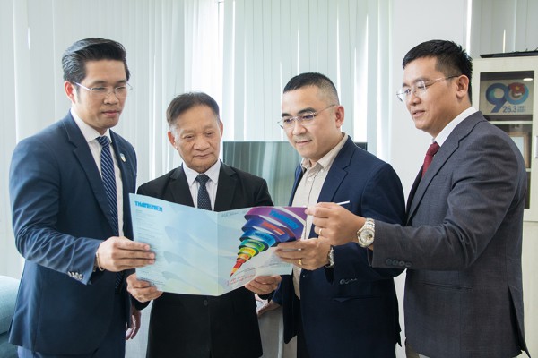 Những ngành học cần trí tuệ cảm xúc mà AI không thể thay thế Những ngành học cần trí tuệ cảm xúc mà AI không thể thay thế