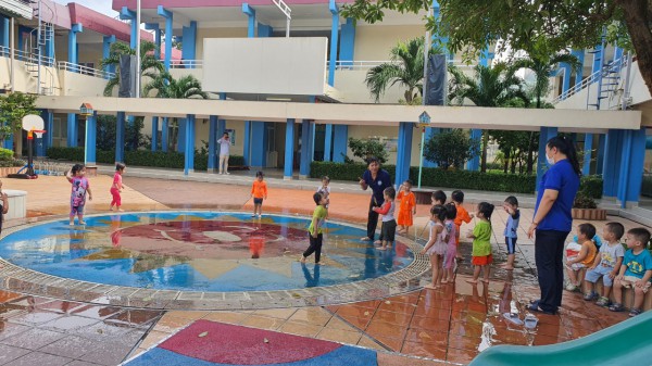 Những trường học ngát cây xanh ở TP.HCM