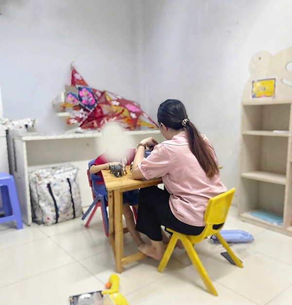 Nỗi niềm nuôi dạy 'trẻ VIP'