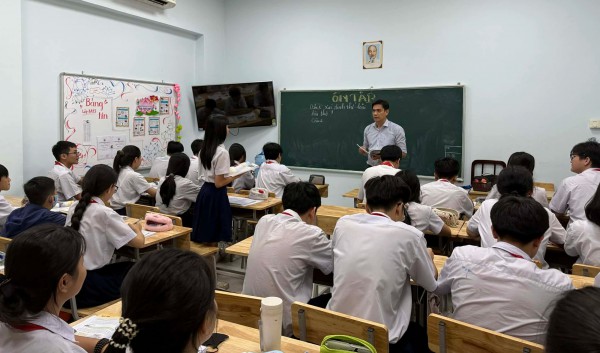 Nóng: TP.HCM thi lớp 10 ngày 1-2.6, đề thi ra sao?