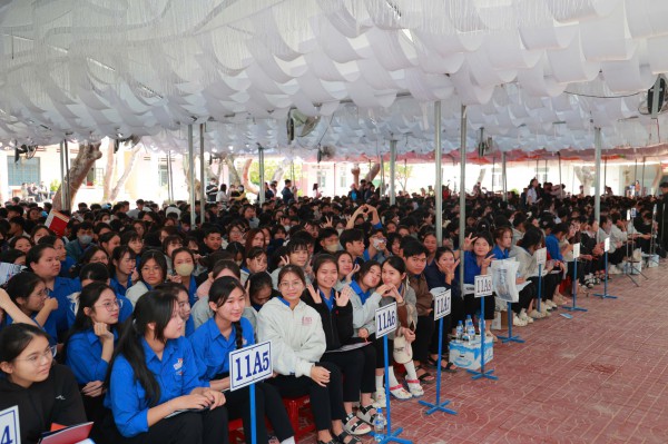 'Nóng' với những câu hỏi về tuyển sinh đại học 2026