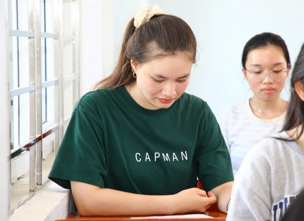 Nữ sinh mang dòng máu Việt - Hà Lan tự tin bước vào kỳ thi tốt nghiệp Nữ sinh mang dòng máu Việt - Hà Lan tự tin bước vào kỳ thi tốt nghiệp