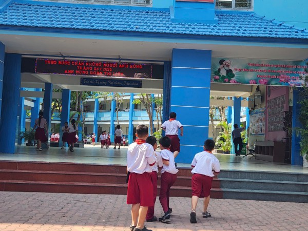 Phó chủ tịch TP.HCM kết luận vụ nghi ngộ độc thực phẩm tại Trường Bình Quới Tây