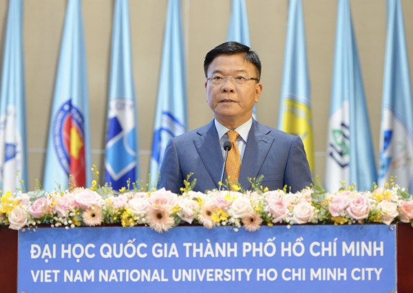 Phó thủ tướng Chính phủ trao quyết định bổ nhiệm Giám đốc ĐH Quốc gia TP.HCM Phó thủ tướng Chính phủ trao quyết định bổ nhiệm Giám đốc ĐH Quốc gia TP.HCM