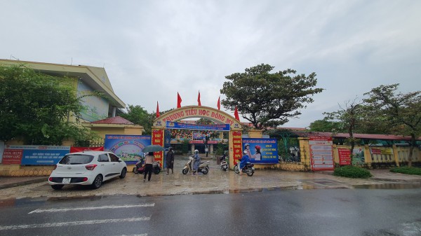 Phụ huynh phản ứng trường 