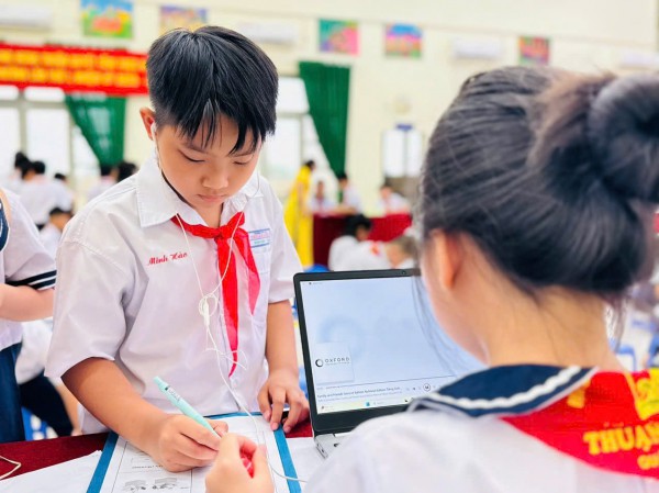 Phụ huynh tiểu học TP.HCM bất ngờ: Trong tiết tiếng Việt có âm nhạc, thể dục Phụ huynh tiểu học TP.HCM bất ngờ: Trong tiết tiếng Việt có âm nhạc, thể dục