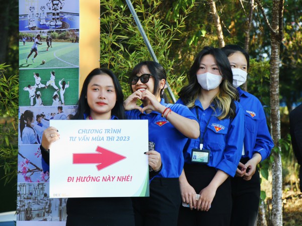 Rộn ràng Tư vấn mùa thi năm 2023 tại thành phố ngàn hoa