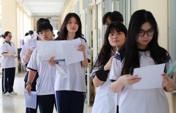 Sáp nhập tỉnh, thành: Lại đặt vấn đề một hay nhiều bộ sách giáo khoa