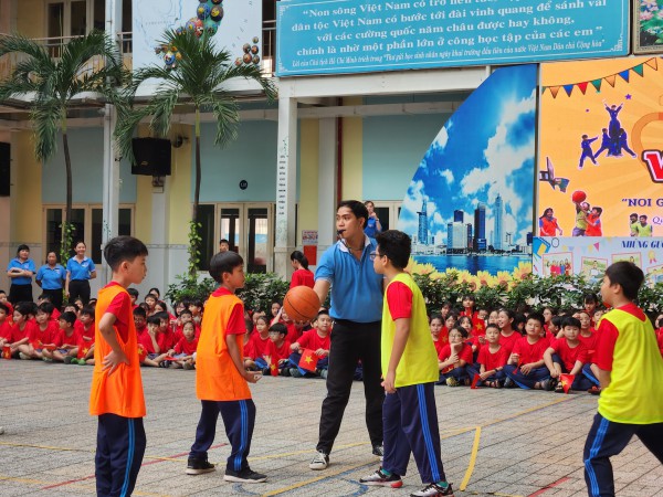 Sau sáp nhập, thủ tục xin chuyển trường học sinh tiểu học thế nào? Sau sáp nhập, thủ tục xin chuyển trường học sinh tiểu học thế nào?
