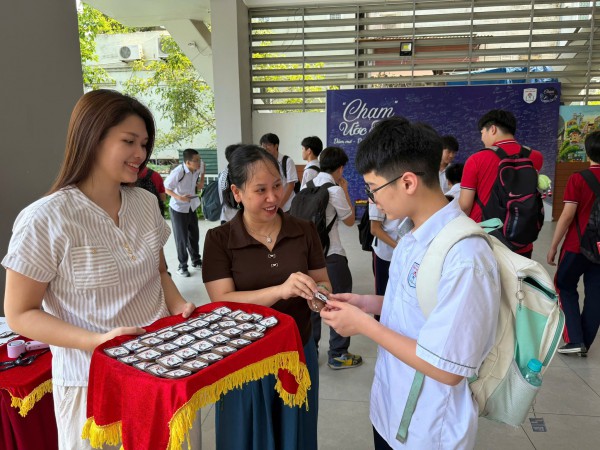 Sĩ tử bắt đầu 'vượt vũ môn' vào lớp 10