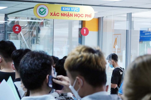 Sinh viên bị buộc thôi học: Có phải chỉ do học tập   yếu kém?