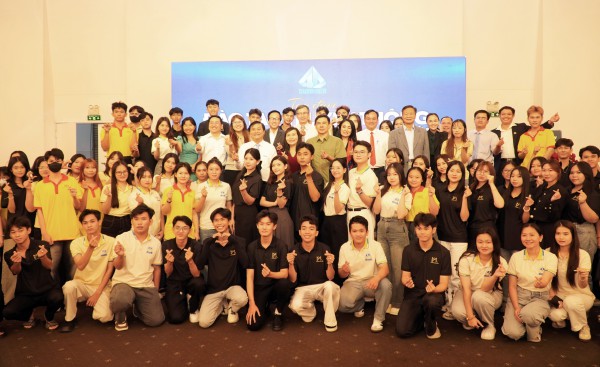 Sinh viên ngành truyền thông Trường ĐH Cửu Long hào hứng tham gia trải nghiệm thực tiễn Sinh viên ngành truyền thông Trường ĐH Cửu Long hào hứng tham gia trải nghiệm thực tiễn