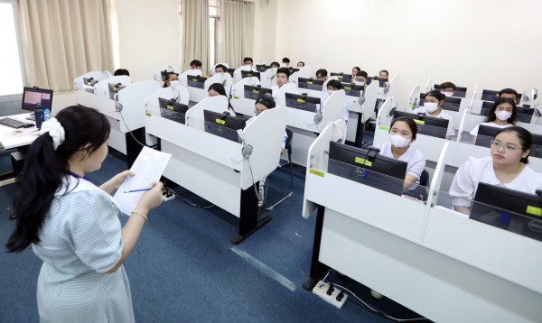 Sinh viên sư phạm bị nợ sinh hoạt phí nhiều tỉ đồng