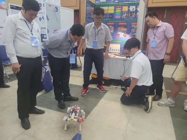 Sở GD-ĐT TPHCM công bố 22 lĩnh vực học sinh nghiên cứu khoa học kỹ thuật