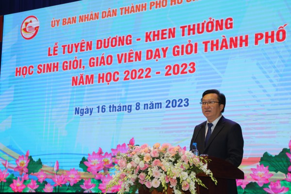 Sở GD-ĐT TP.HCM nêu giải pháp nào đổi mới bồi dưỡng học sinh giỏi? Sở GD-ĐT TP.HCM nêu giải pháp nào đổi mới bồi dưỡng học sinh giỏi?