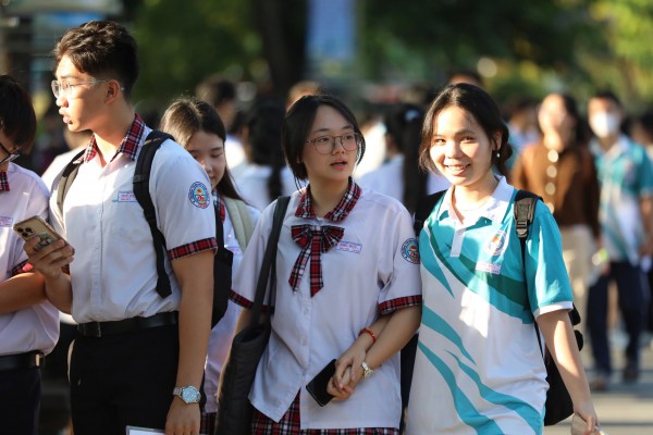 Số thí sinh dự thi năng lực tranh suất vào đại học cao kỷ lục Số thí sinh dự thi năng lực tranh suất vào đại học cao kỷ lục