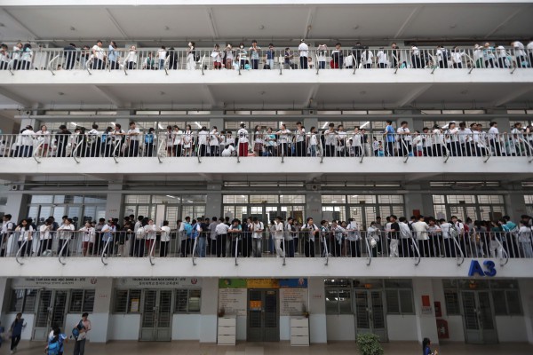 Số thí sinh dự thi năng lực tranh suất vào đại học cao kỷ lục Số thí sinh dự thi năng lực tranh suất vào đại học cao kỷ lục