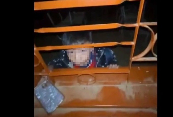 Sơn La: Một học sinh lớp 1 nghi bị nhốt trong lớp đến tối